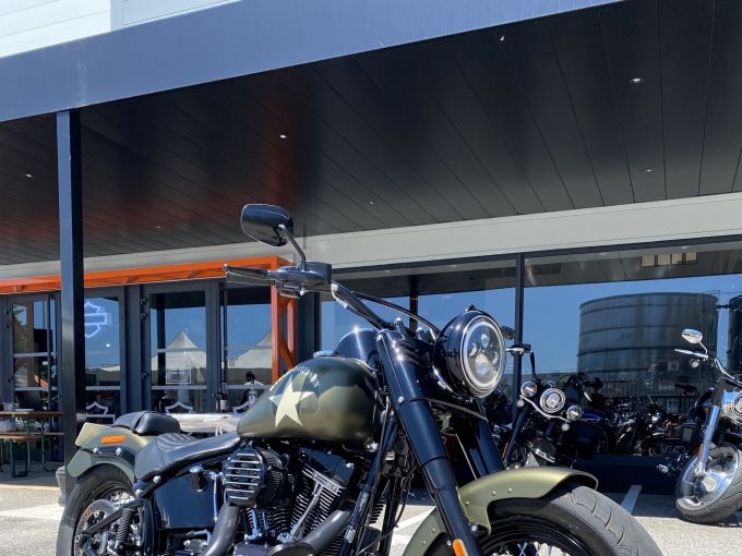 HARLEY-DAVIDSON SOFTAIL SLIM 1800 S 4