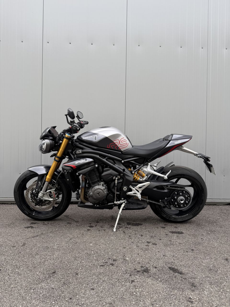 TRIUMPH SPEED TRIPLE 1200 RS 4