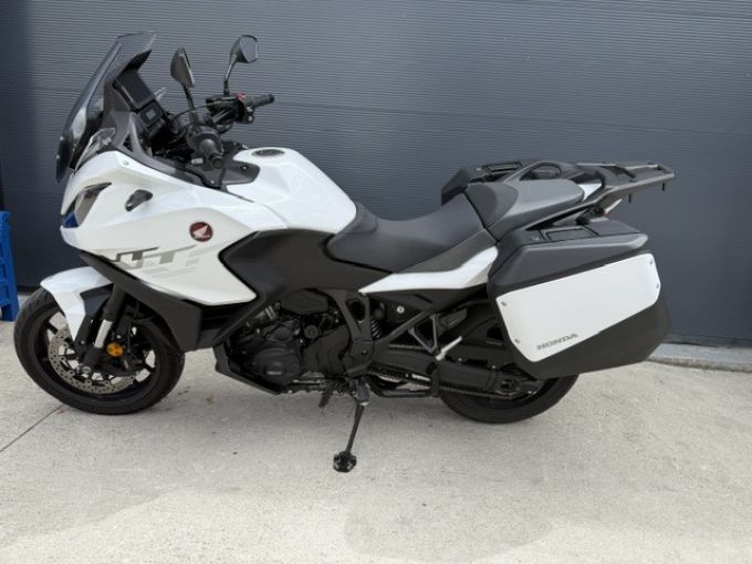 HONDA NT1100 DCT 4