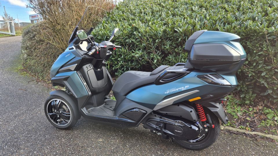 PEUGEOT METROPOLIS 400 SW 4