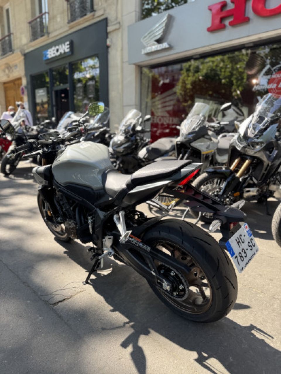 HONDA CB650R Neo Sports Café 4