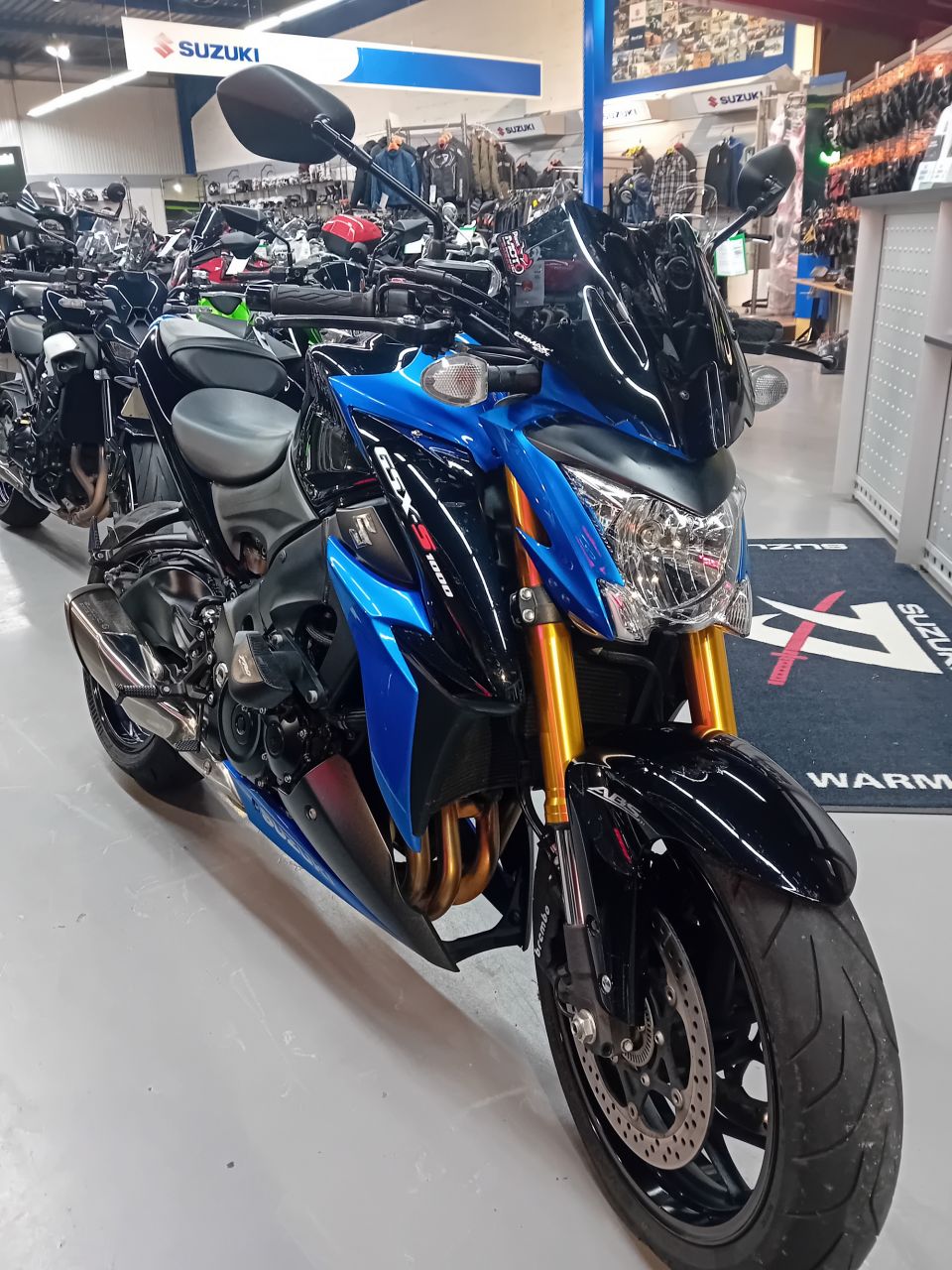 SUZUKI GSX-S 1000 ABS 4