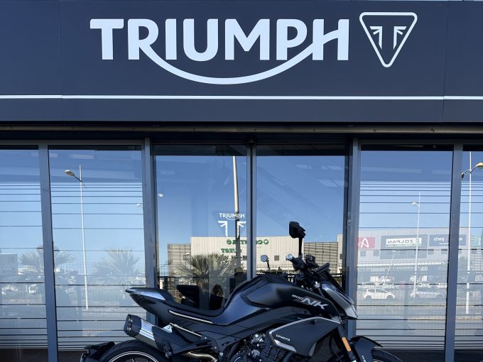 CF MOTO MT 800 4