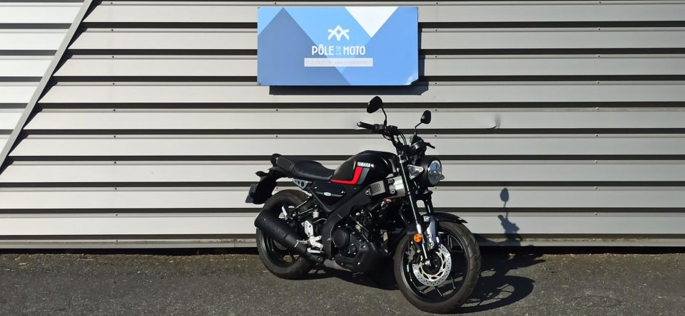 YAMAHA XSR 125 4