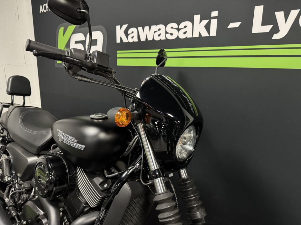 HARLEY-DAVIDSON STREET 750 4