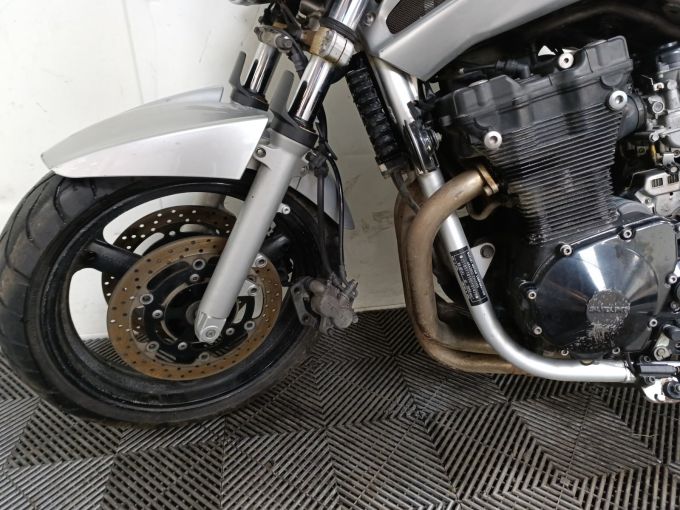 SUZUKI GSF 650 N BANDIT 4