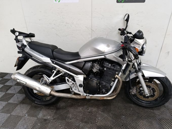 SUZUKI GSF 650 N BANDIT 4