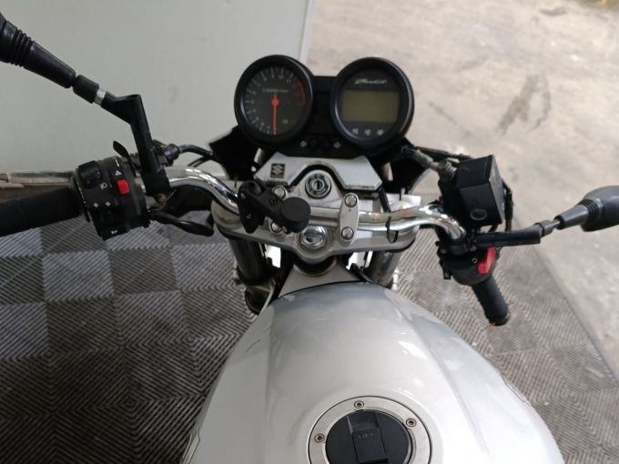 SUZUKI GSF 650 N BANDIT 4