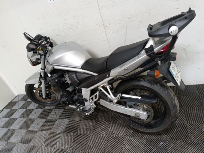 SUZUKI GSF 650 N BANDIT 4