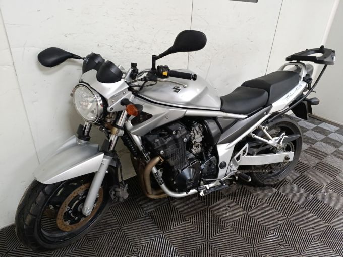 SUZUKI GSF 650 N BANDIT 4