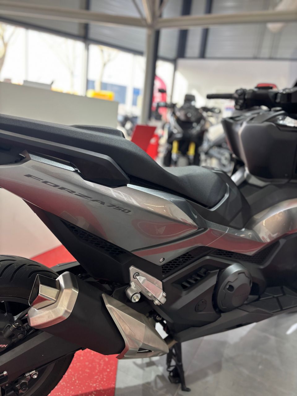 HONDA NSS FORZA 750 4