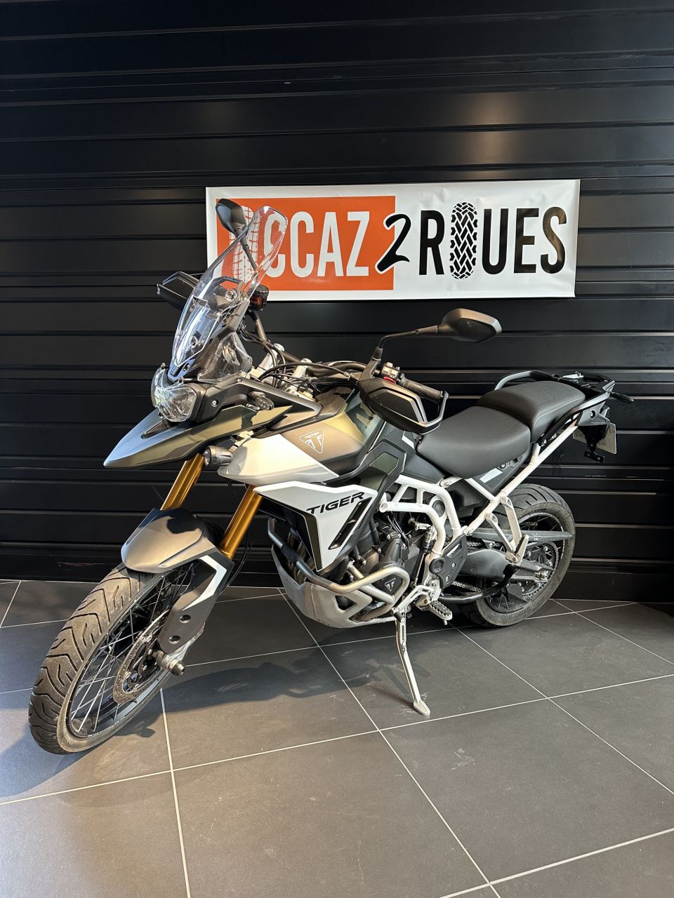 TRIUMPH TIGER 900 RALLY PRO 4