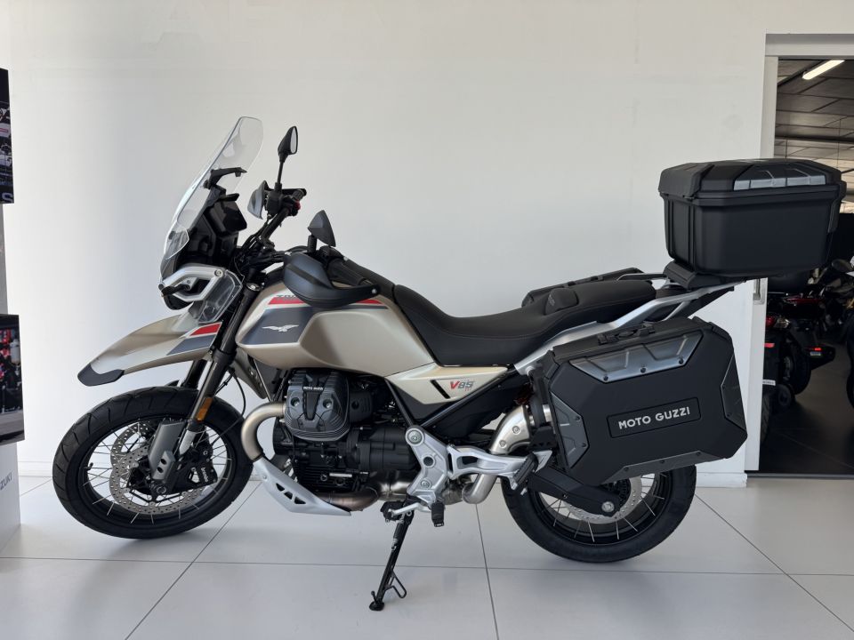 MOTO GUZZI V85 TT TRAVEL PACK 850 4