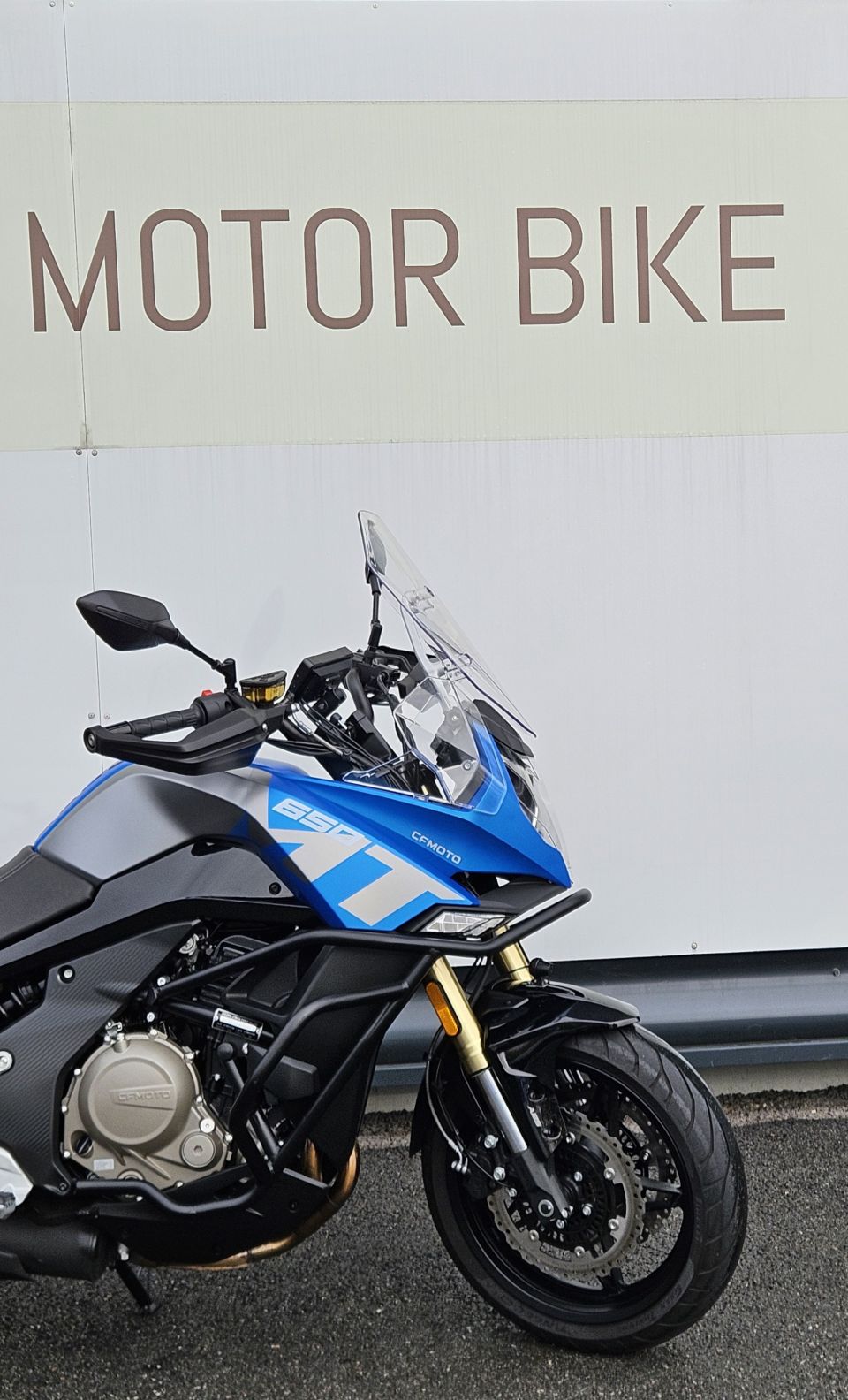 CF MOTO MT 650 4