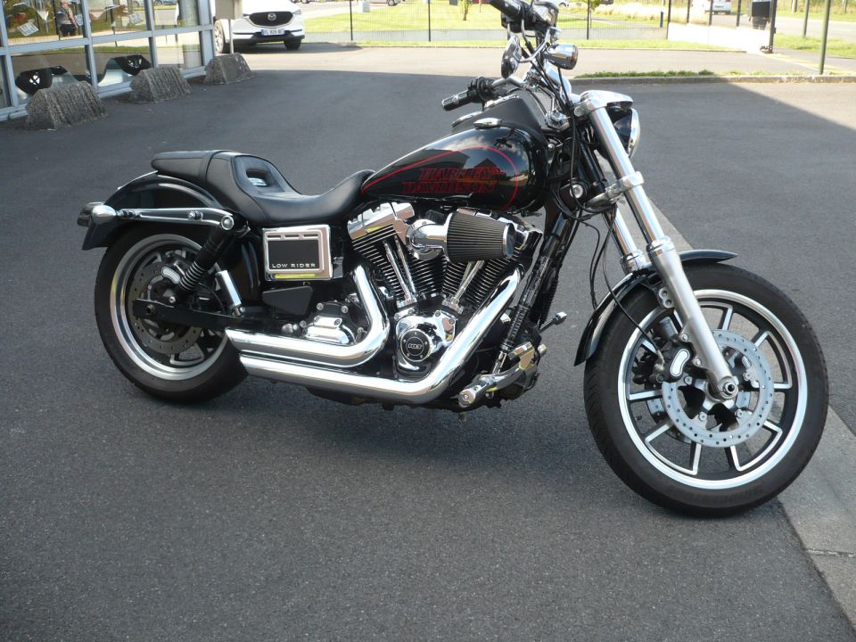 HARLEY-DAVIDSON DYNA LOW RIDER 1690 4