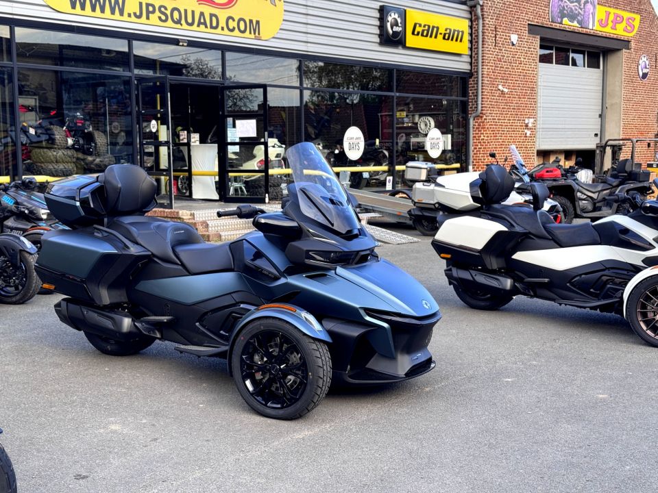 CAN-AM SPYDER RT 4