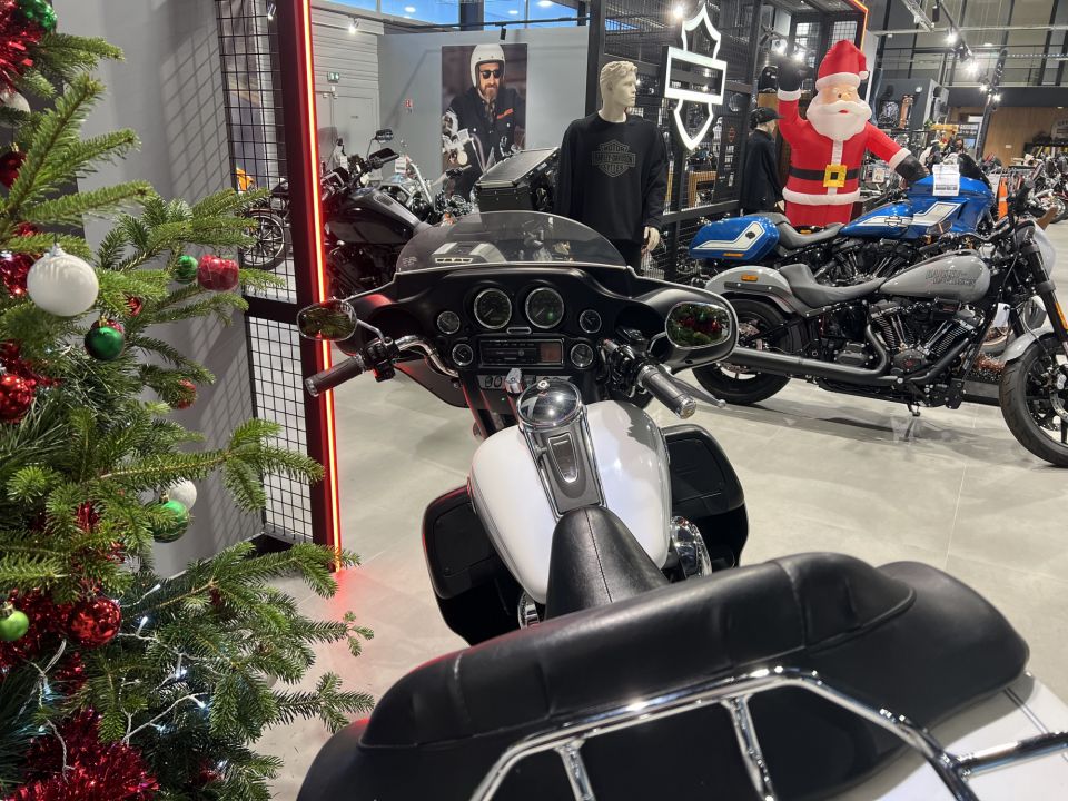 HARLEY-DAVIDSON TOURING ELECTRA GLIDE 1450 ULTRA CLASSIC 4