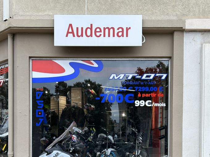 YAMAHA XP T-MAX 560 TECH MAX 4