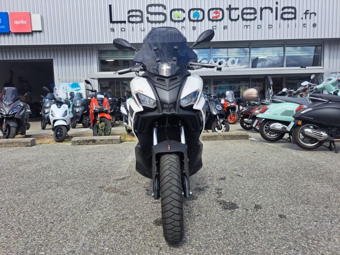 APRILIA SR GT 125 4