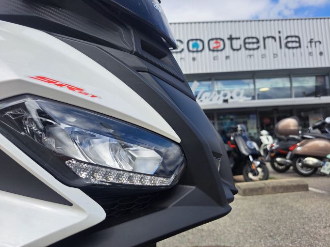 APRILIA SR GT 125 4
