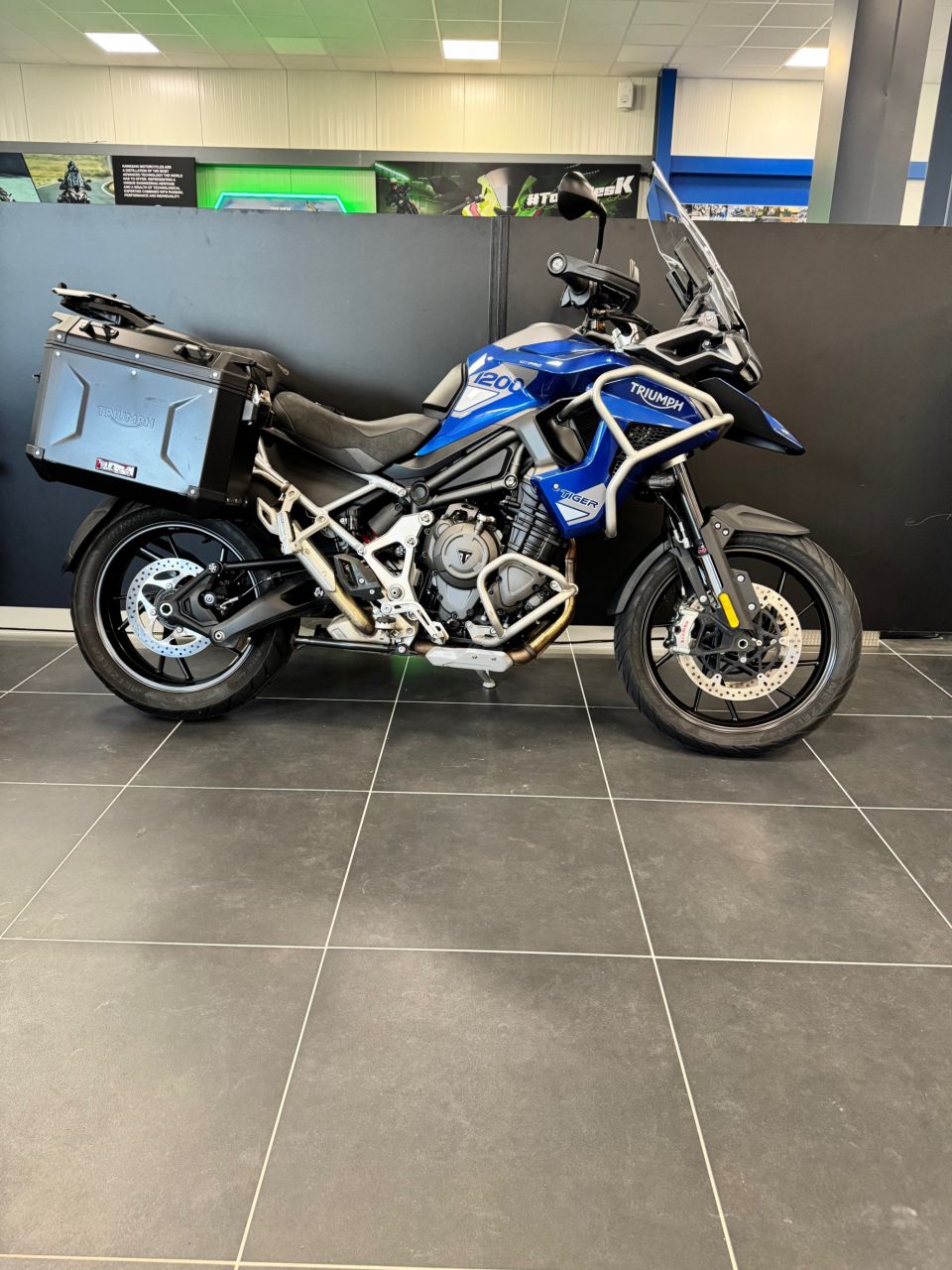 TRIUMPH TIGER 1200 GT PRO 4