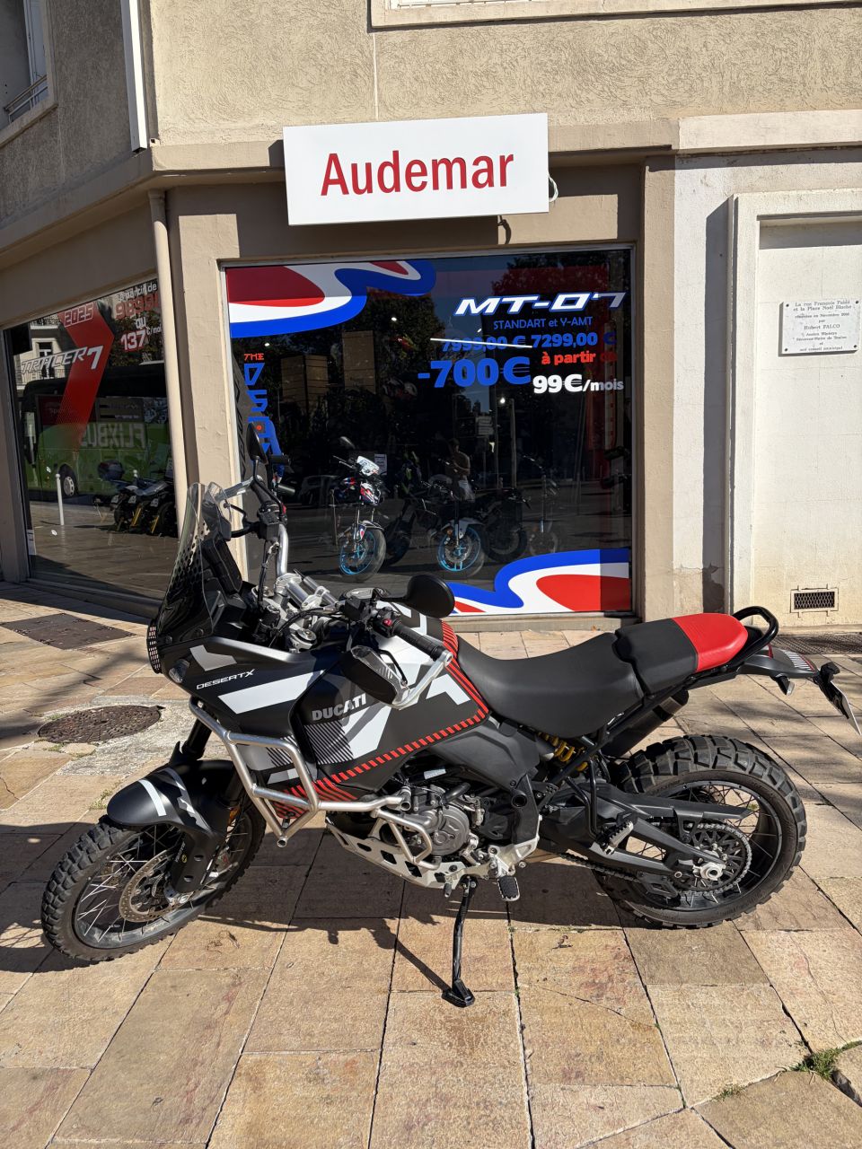 DUCATI SCRAMBL. DESERT 4