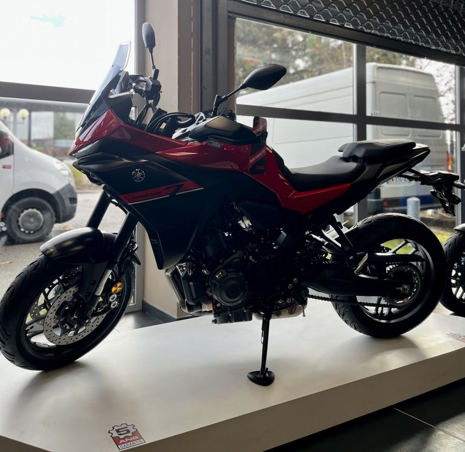 YAMAHA TRACER 7 4