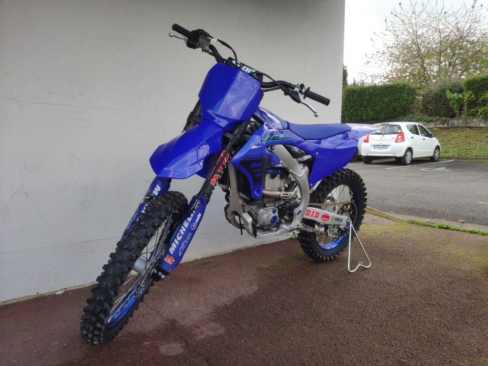 YAMAHA YZ250F 4