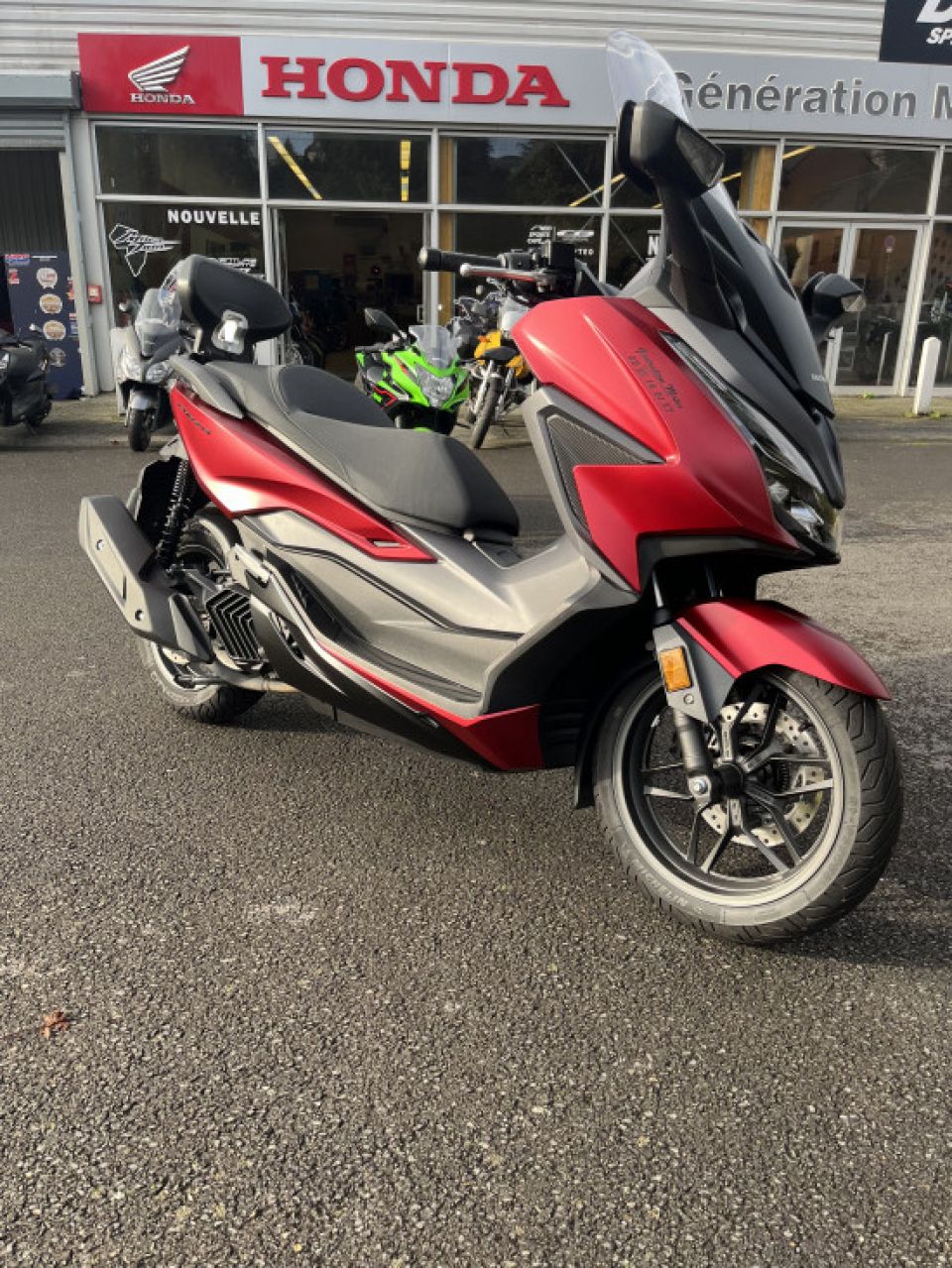 HONDA FORZA 125 ABS 4