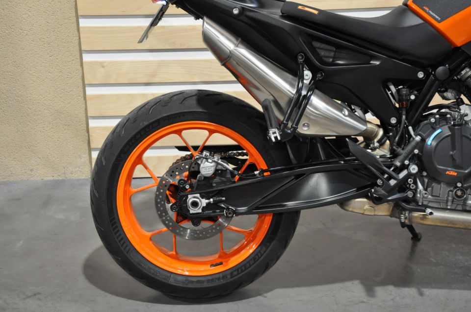 KTM 790 DUKE L 4