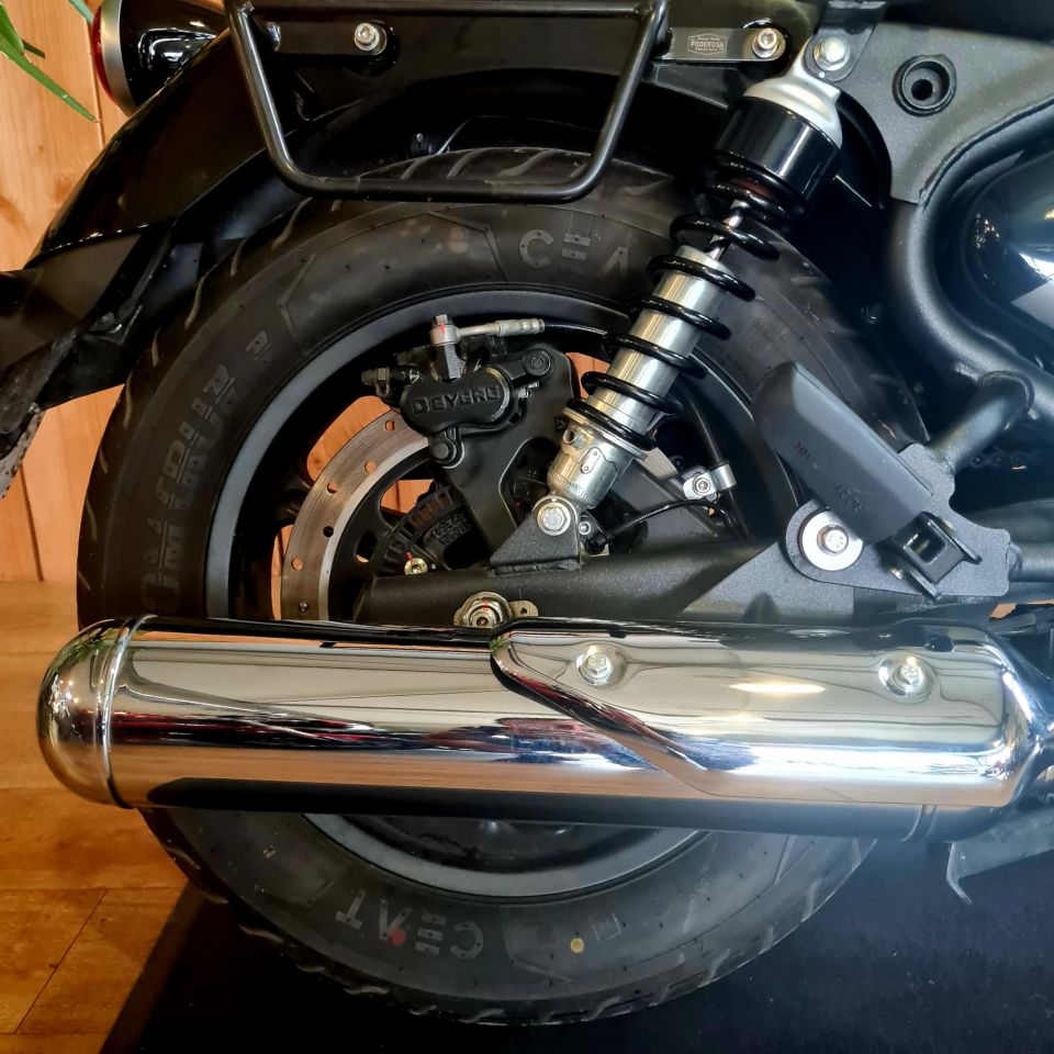 ROYAL ENFIELD CONTINENTAL GT 650 4