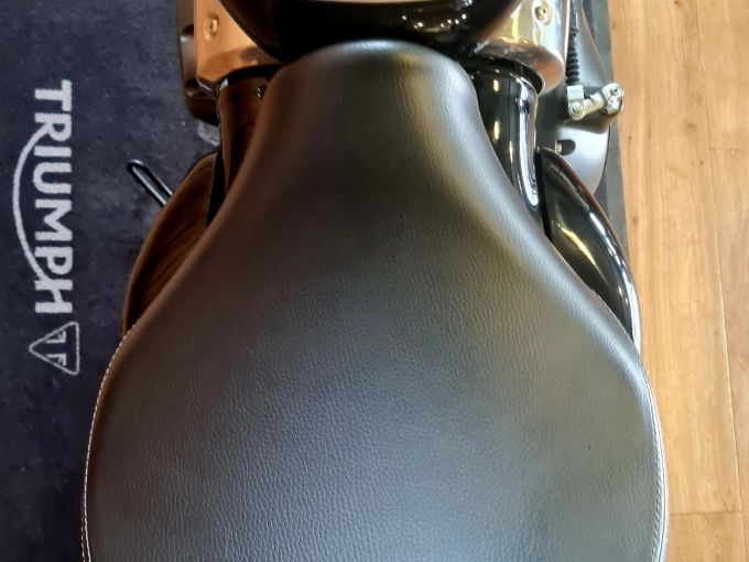 ROYAL ENFIELD CONTINENTAL GT 650 4