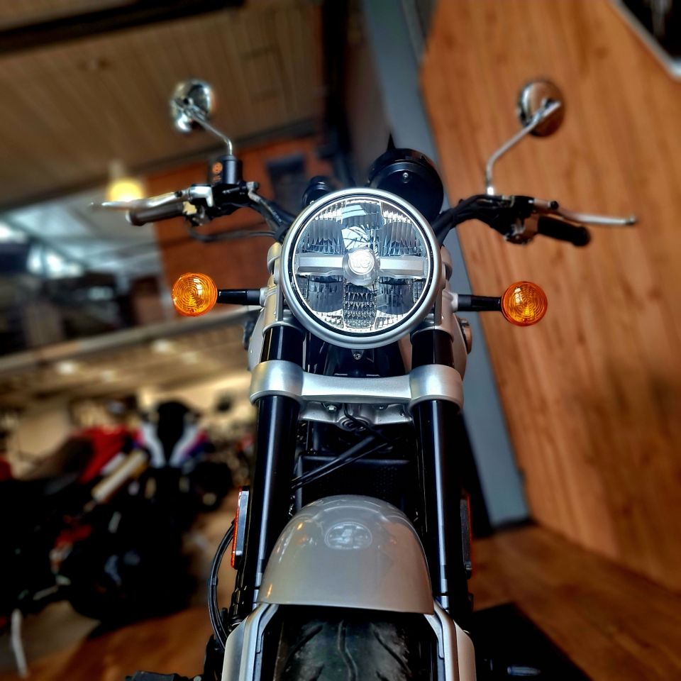 ROYAL ENFIELD CONTINENTAL GT 650 4