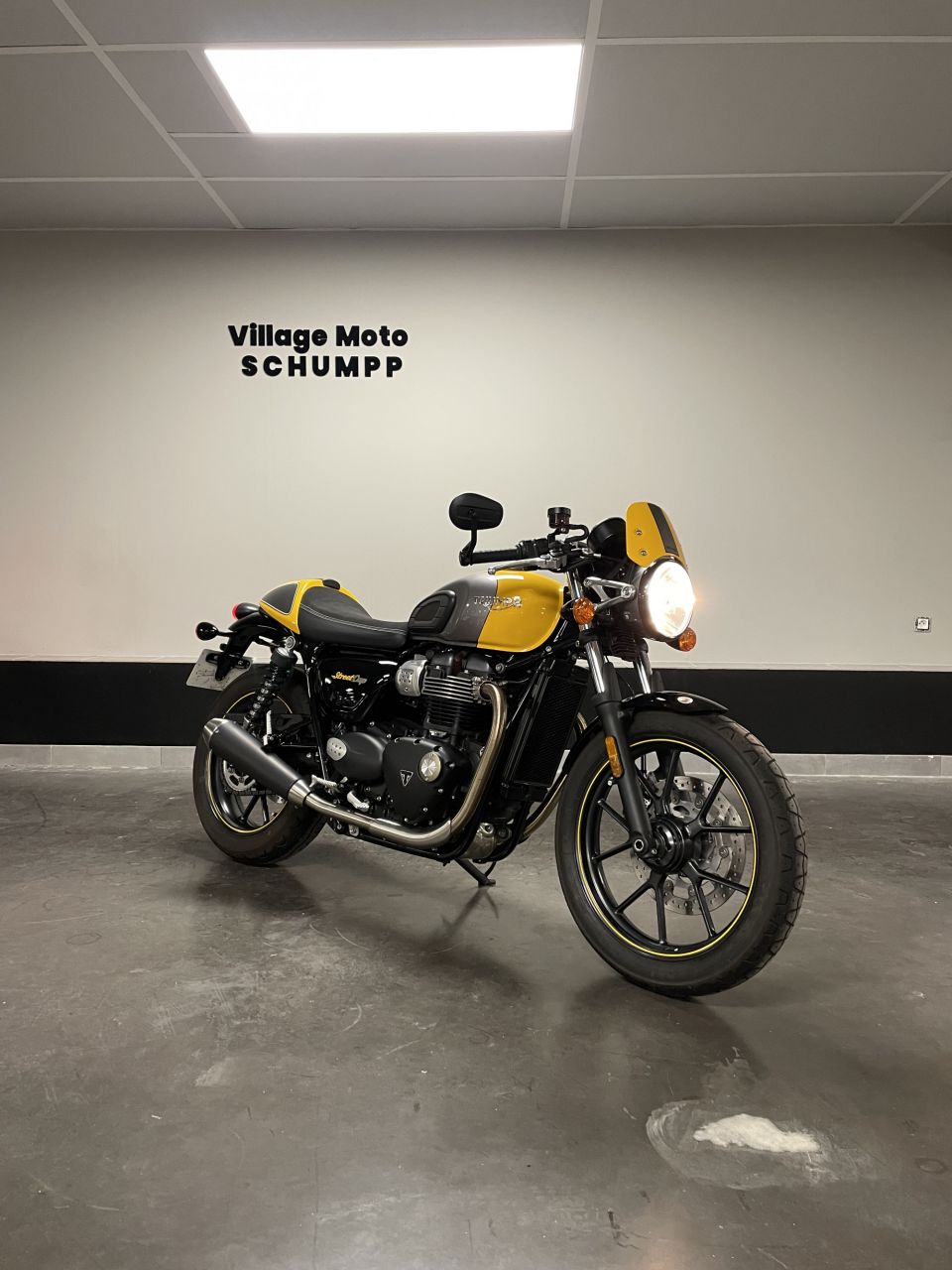 TRIUMPH STREET CUP 4