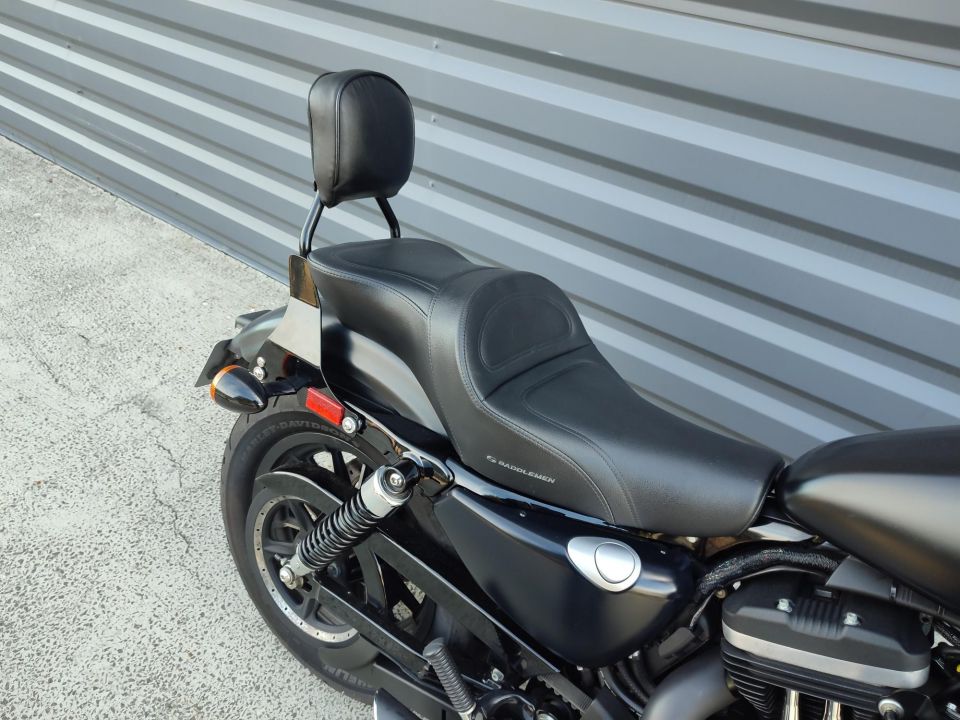 HARLEY-DAVIDSON SPORTSTER IRON 883 4