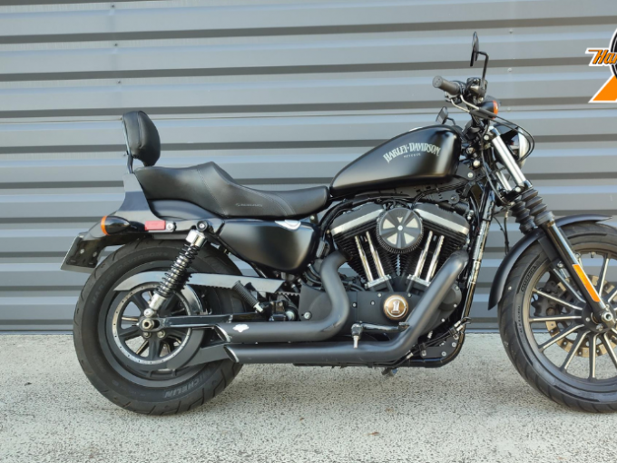 HARLEY-DAVIDSON SPORTSTER IRON 883 4