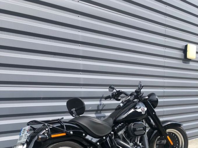 HARLEY-DAVIDSON SOFTAIL FAT BOY 1800 S 4