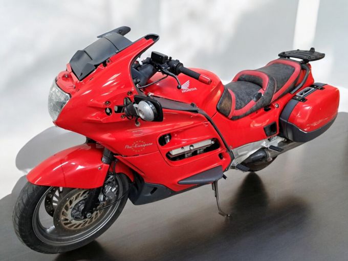 HONDA ST 1100 PAN EUROPEAN 4