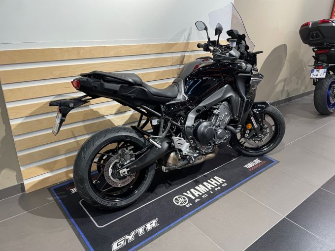 YAMAHA TRACER 9 4