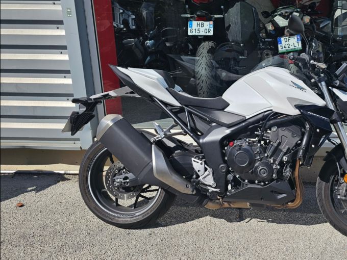 HONDA CB 1000 Hornet 4