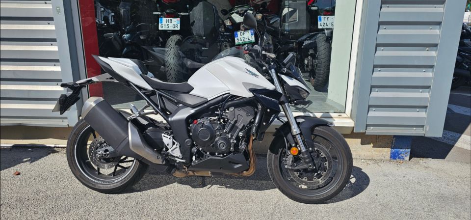 HONDA CB 1000 Hornet 4