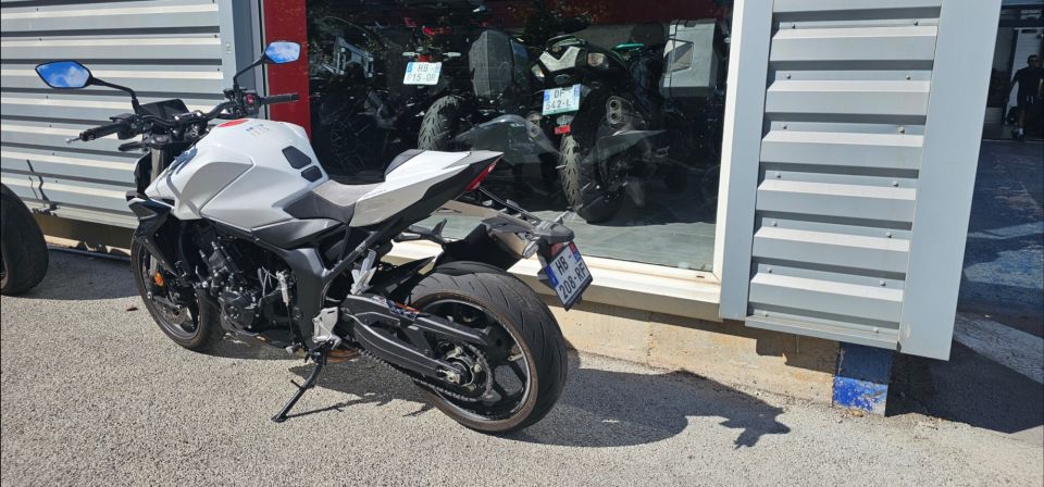 HONDA CB 1000 Hornet 4