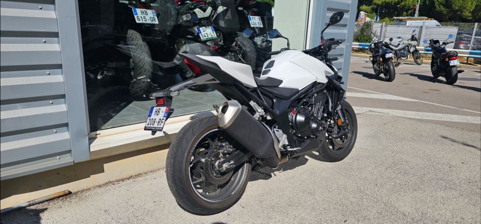 HONDA CB 1000 Hornet 4