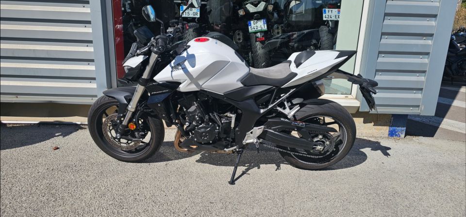 HONDA CB 1000 Hornet 4