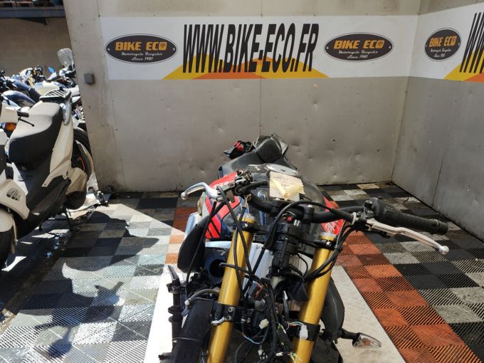 APRILIA TUONO 1100 V4 4