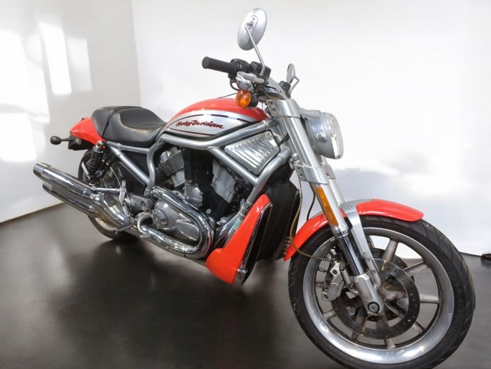 HARLEY-DAVIDSON V-ROD STREET ROD 1130 4