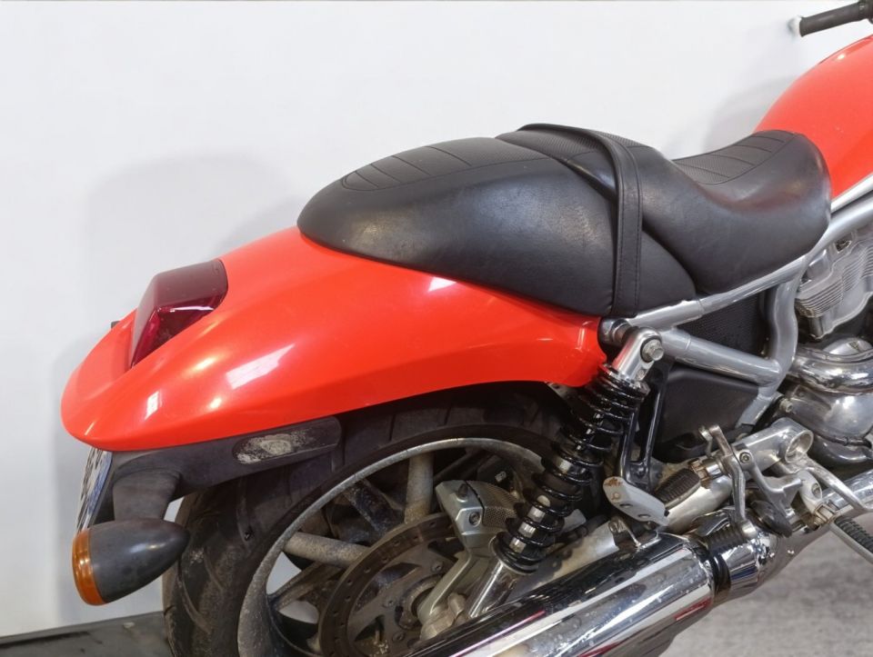 HARLEY-DAVIDSON V-ROD STREET ROD 1130 4