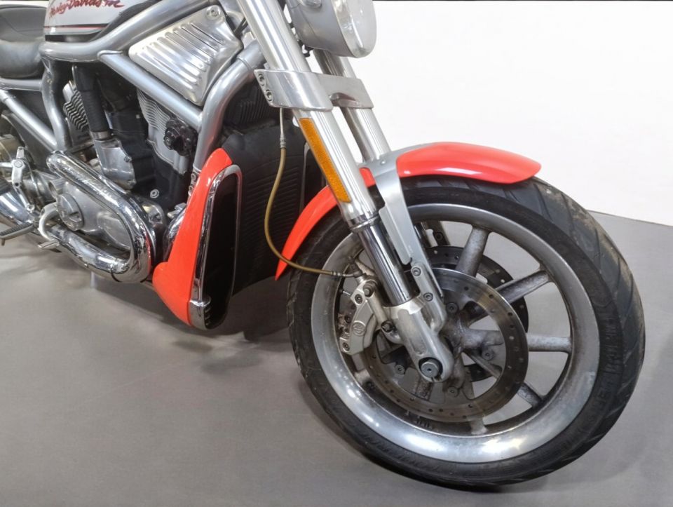 HARLEY-DAVIDSON V-ROD STREET ROD 1130 4