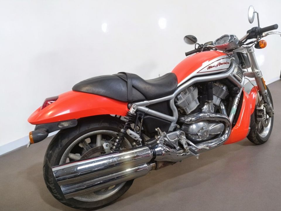 HARLEY-DAVIDSON V-ROD STREET ROD 1130 4