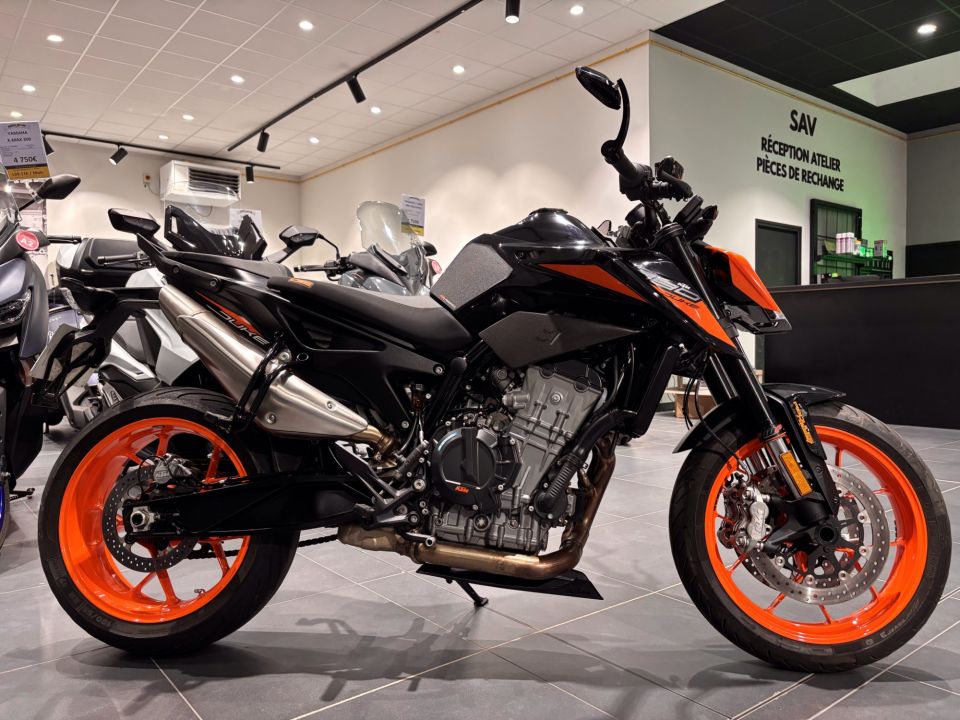 KTM 790 DUKE 4